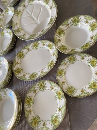 Antique Dinner Service Bishop &; Stonier Tableware