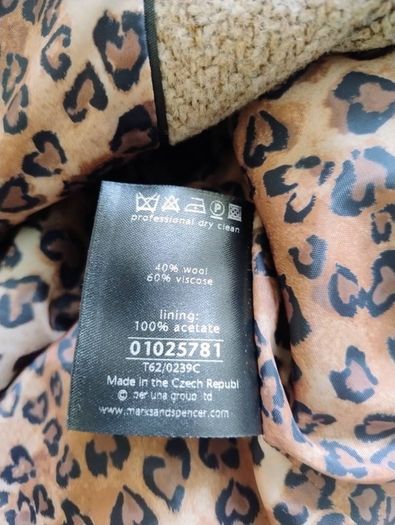 Per Una wool blend Marks and Spencer jacket in very good condition see last three photos for exact measurements FREE STANDARD POSTAGE INCLUDED
