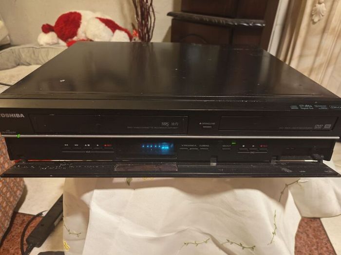 Dvd/vcr Combi