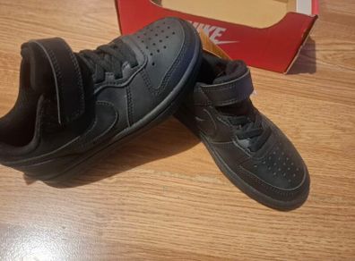 nike black runners kids size 27.5