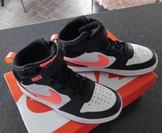 Nike trainers Size 1.5