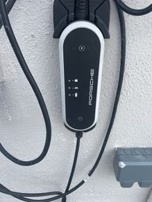 Porsche 11Kw car charger