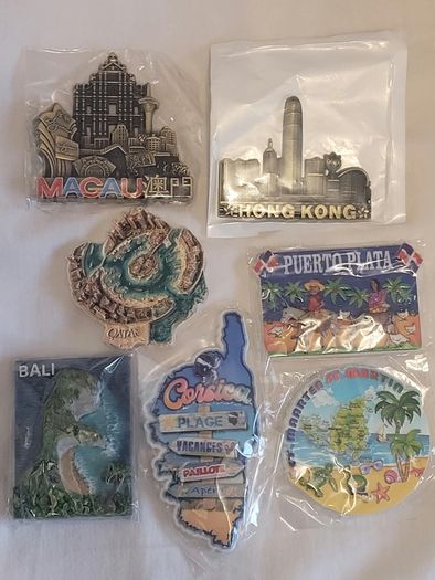 Travel Magnet BUNDLE. 30 Magnets + 1 USA Sticker