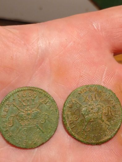 james 2nd shillings in fab cond