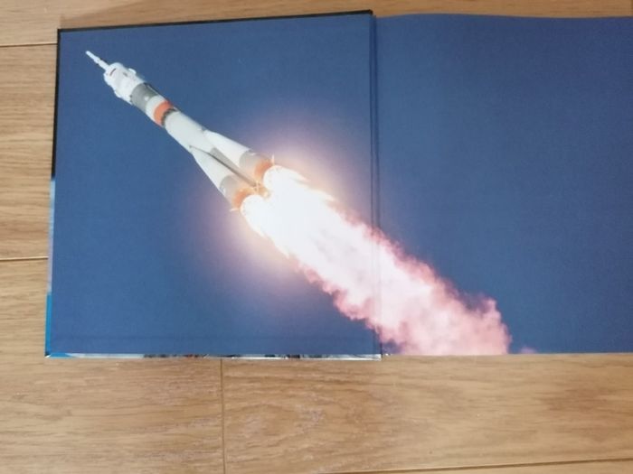 Hardback Book Hello, is this planet Earth