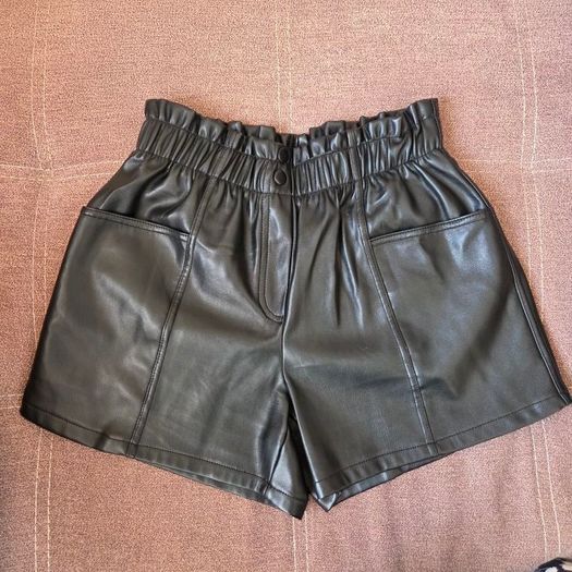 Black leather shorts, size 10