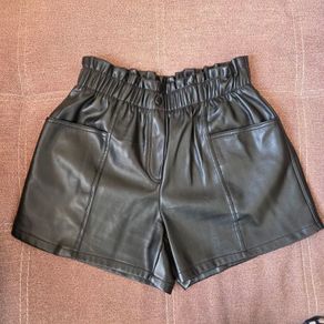 Black leather shorts, size 10