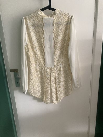 BNWT cream & gold blouse