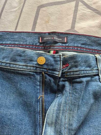 tommy hilfigure jeans