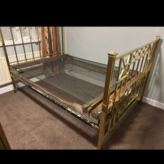 Superb...Reduced.. 4 foot 6 restored brass bed