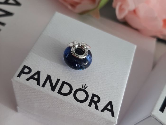 new genuine pandora Minnie and mickey mouse charm