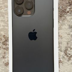 iPhone14 Pro Max - 256GB w/ screen protector & MagSafe Case