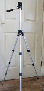 Vanguard Tripod With Extendable Legs, Quick Release Camera & 360 Tilt - MAX 46"