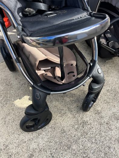 Egg stroller