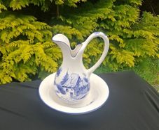 Blue ceramic washing bassin set
