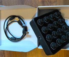DJ Techtools Midi Fighter Twister black