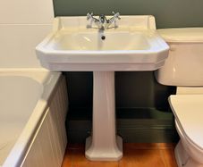 Sonas Edwardian Style Sink