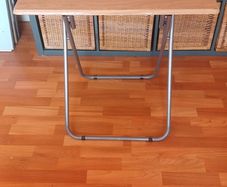 folding table