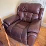 Sofa & 3 recliner chairs Image 4