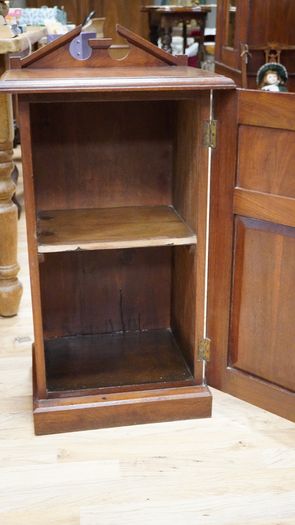 Victorian Mahogany Bedside Cabinet