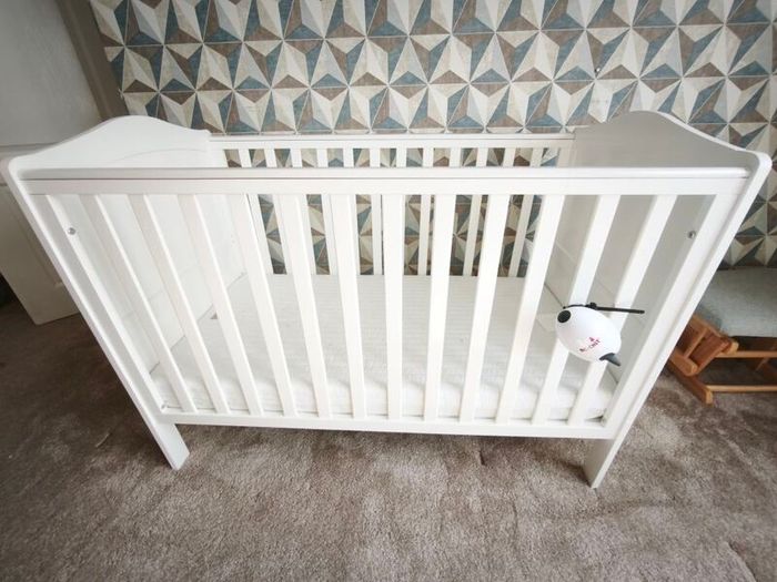 Alexandra Mini Cot Bed in White