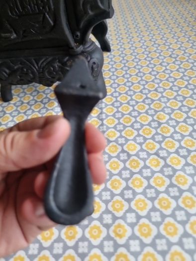 Mini Crescent CAST IRON Stove/Oven with stove items