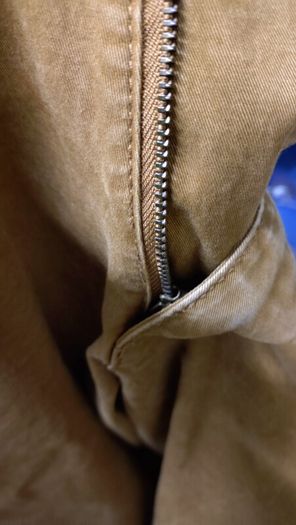 Zara Chinos 40" W.