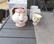 Disney's Mrs Pots & Little chip