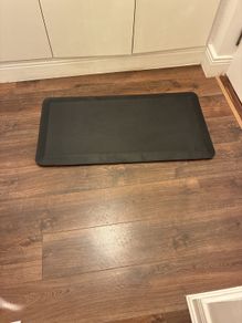 Standing mat