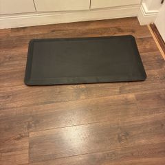 Standing mat
