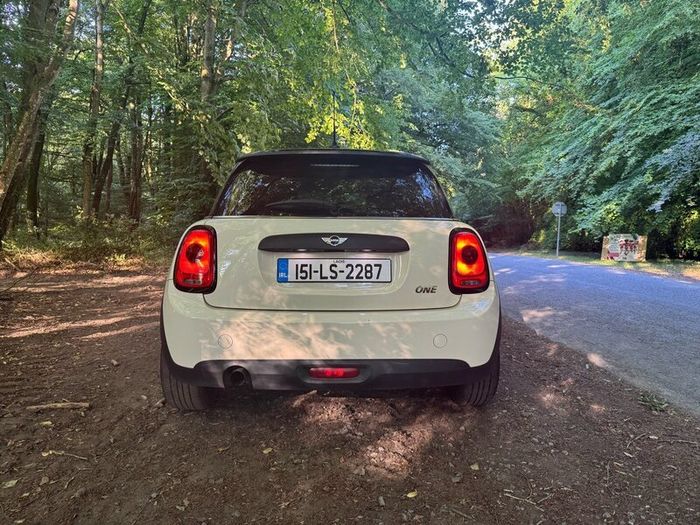 Stunning Mini One 1.2 turbo