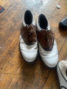 golf shoes