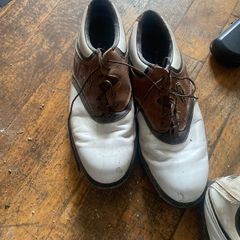 golf shoes