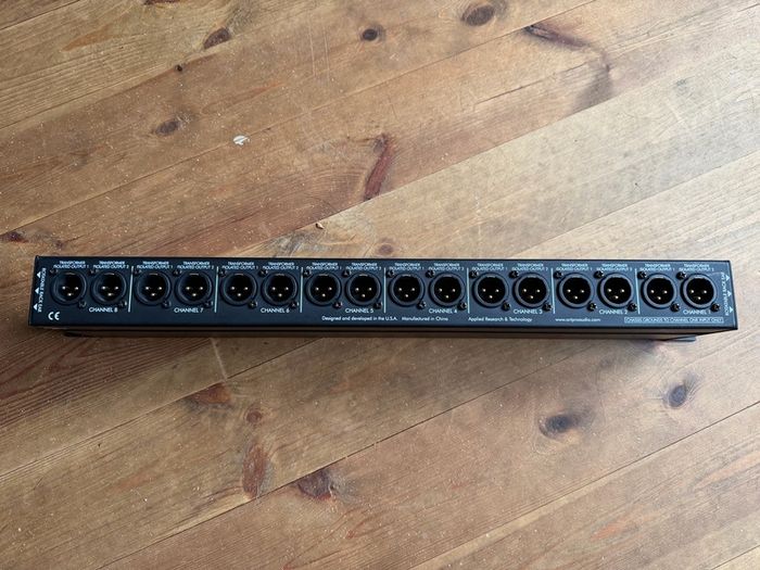 Art S8-3-Way 8 Channel Microphone Splitter