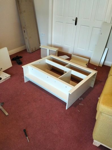 Handyman ,Builder, Carpenter, Flooring service, assemble furniture, installation roller,cornices
