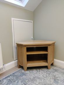 Corner tv unit
