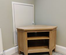 Corner tv unit