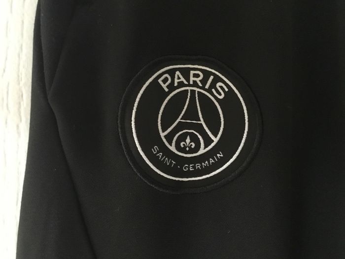 PSG Jordan Mens Tracksuit Black/Grey Size S