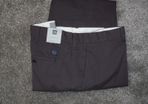 New  Men's Chino, size 40