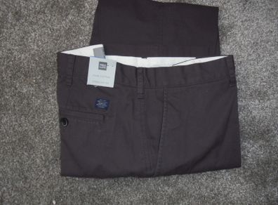 New  Men's Chino, size 40