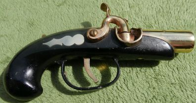 Vintage 1960s Japan Derringer Pistol Gun Lighter (it looks like it works)