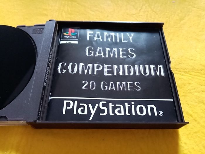 20 Family games Compendium PlayStation 1 Ps1 PlayStation 2 ps2 games Original