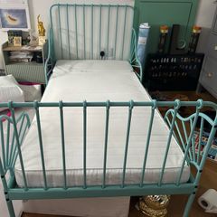 Ikea minnen kids extendable bed & matress