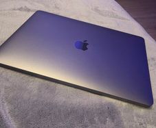macbook Air m1 space gray (no scratches, battery health 95%)