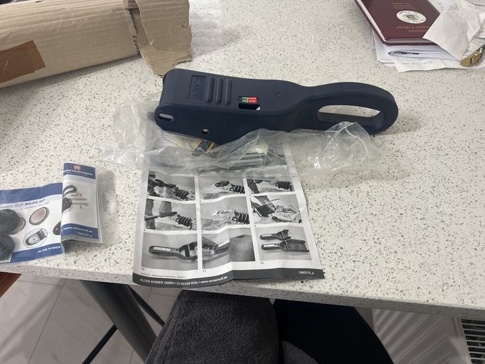 Caravan stabilising handle new