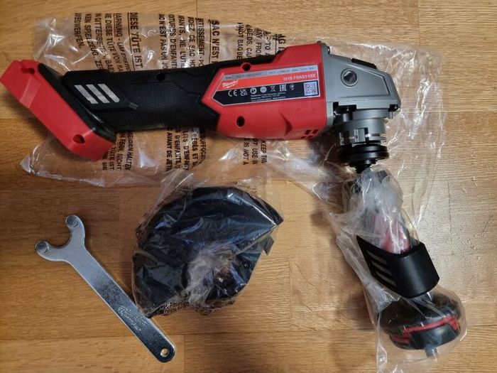 Milwaukee M18 Fuel Angle Grinder Body