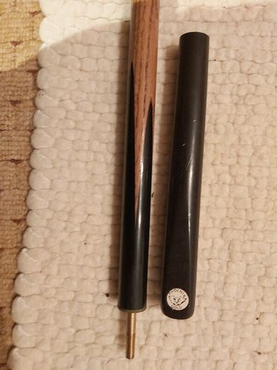 snooker cue