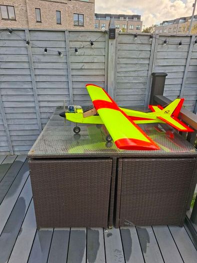radio controlled airplane