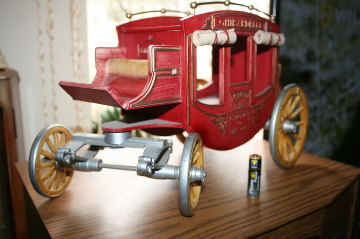 Vintage Ghirardelli Chocolate Stagecoach Carriage Promo Display 13x8.x 6.5