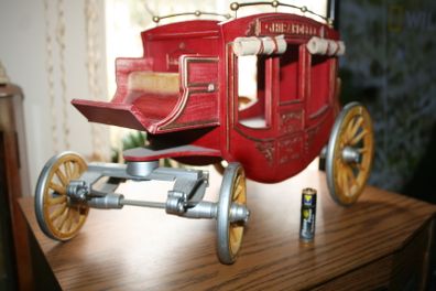 Vintage Ghirardelli Chocolate Stagecoach Carriage Promo Display 13x8.x 6.5